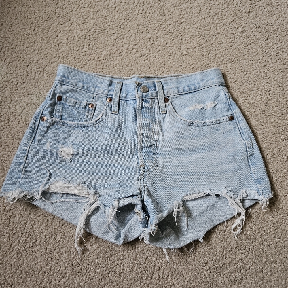 Levi's 501 High Rise Women's Shorts 27